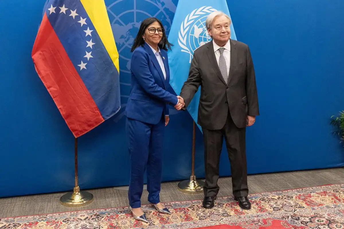 Guterres se reúne en Nueva York con Delcy Rodríguez para abordar el camino “hacia una democracia plena” en Venezuela
