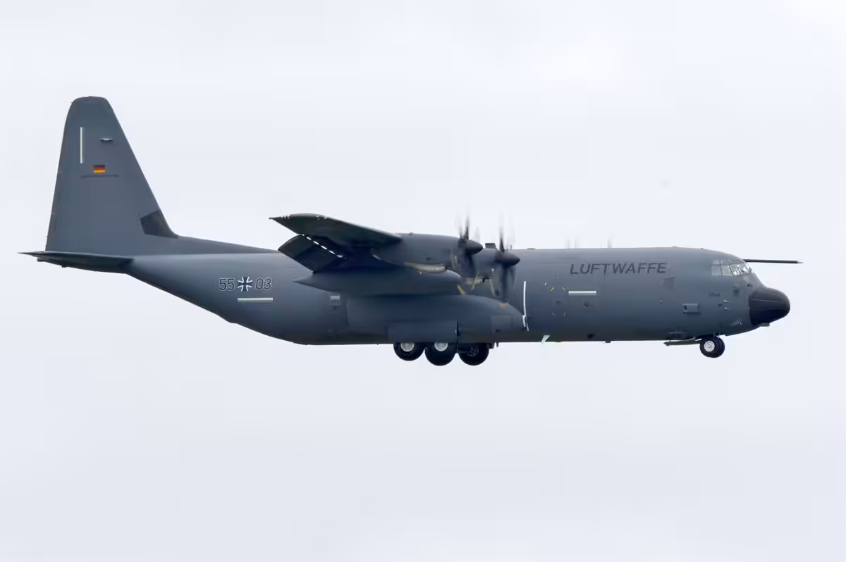 Ascienden a 34 los muertos y 70 los heridos en el accidente del avión militar estrellado al sur de Colombia