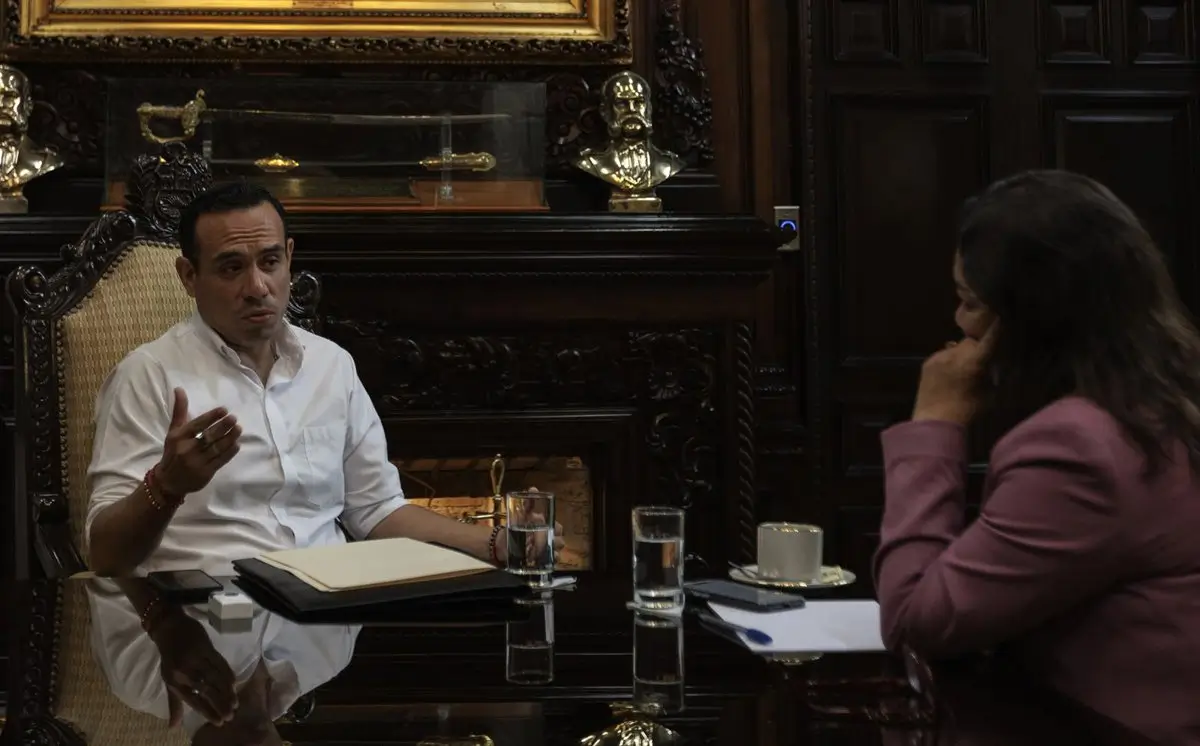 Jerí considera intervenir en la Embajada de México en Lima para arrestar a la ex primera ministra Betssy Chávez