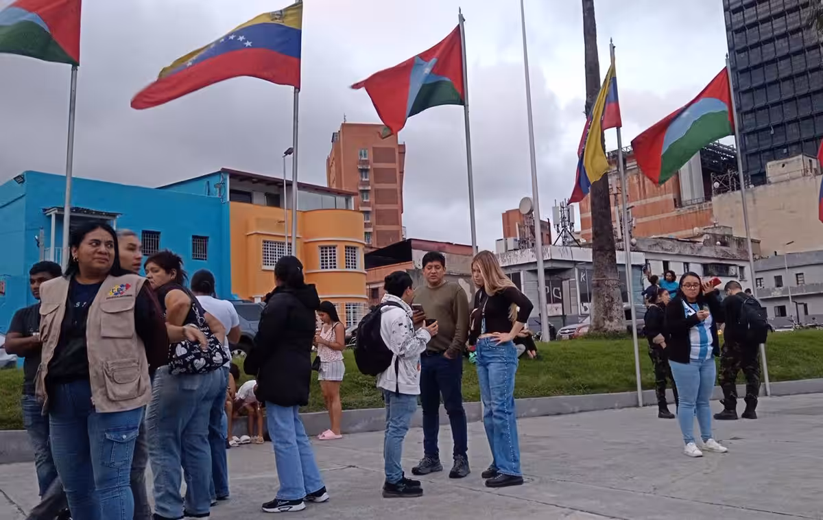Líderes de países de América Latina muestran su disposición a enviar ayuda a Venezuela tras los terremotos