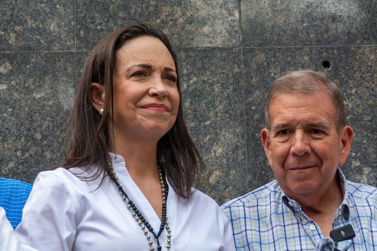 Machado y González afirman que no forman parte de los diálogos entre el chavismo y parte de la oposición 6 Machado y González afirman que no forman parte de los diálogos entre el chavismo y parte de la oposición