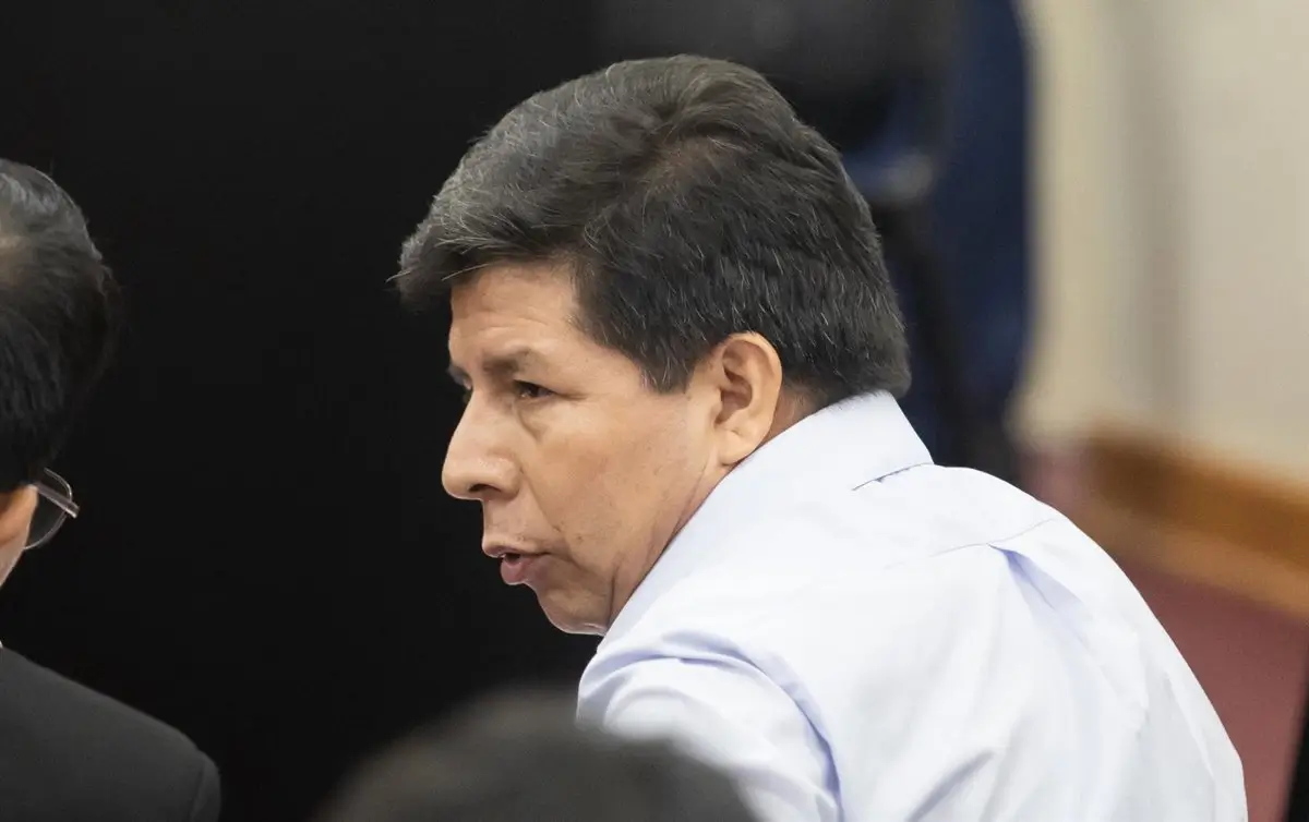 La Comisión Permanente del Congreso de Perú aprueba inhabilitar 10 años a Castillo por su autogolpe en 2022