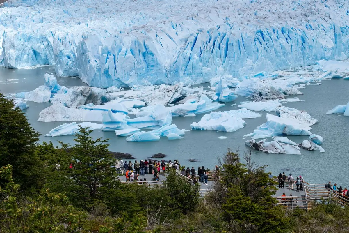 El Senado argentino aprueba una reforma de la ley de glaciares que reduce la protección y facilita la inversión minera