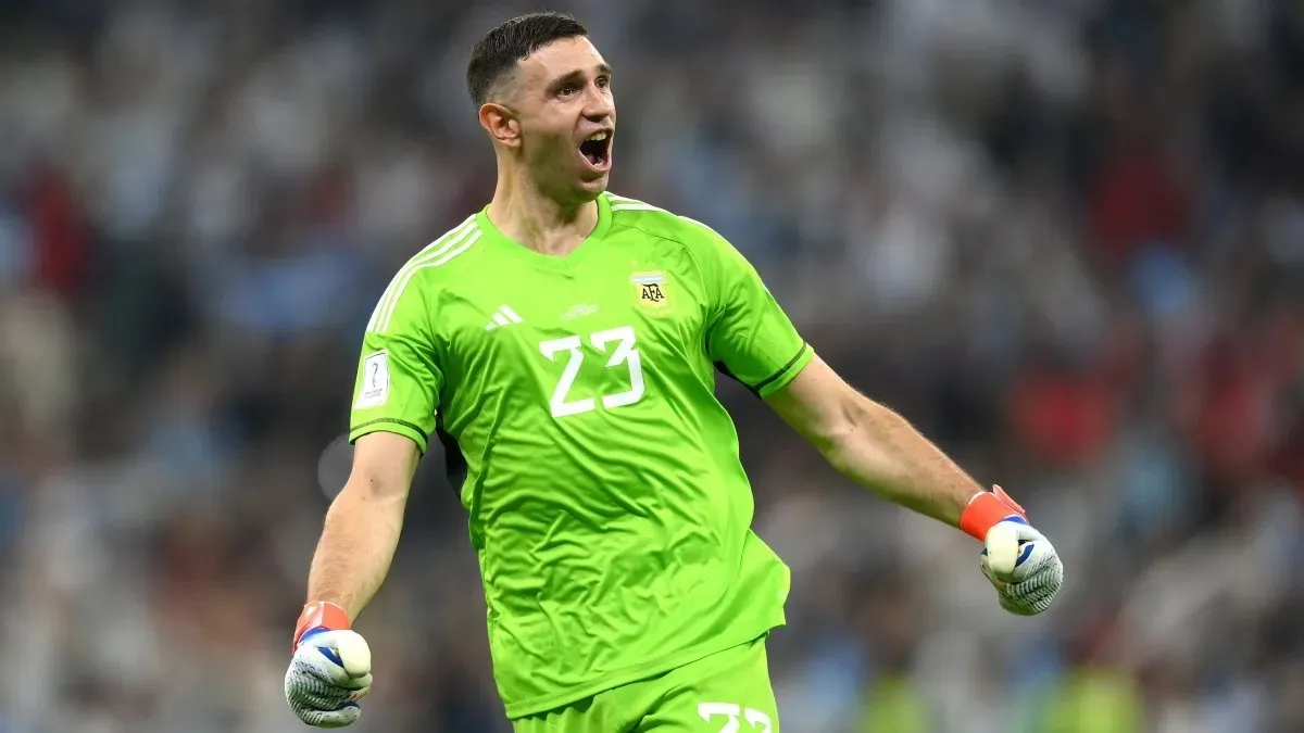 Dibu Martínez revela condición para su retiro de la Selección Argentina