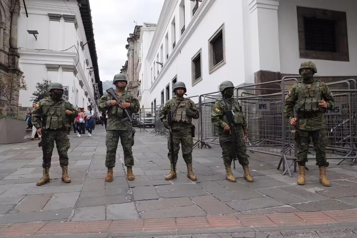 El Ejército de Ecuador detiene en Guayas al jefe de los sicarios de Los Choneros 11 El Ejército de Ecuador detiene en Guayas al jefe de los sicarios de Los Choneros