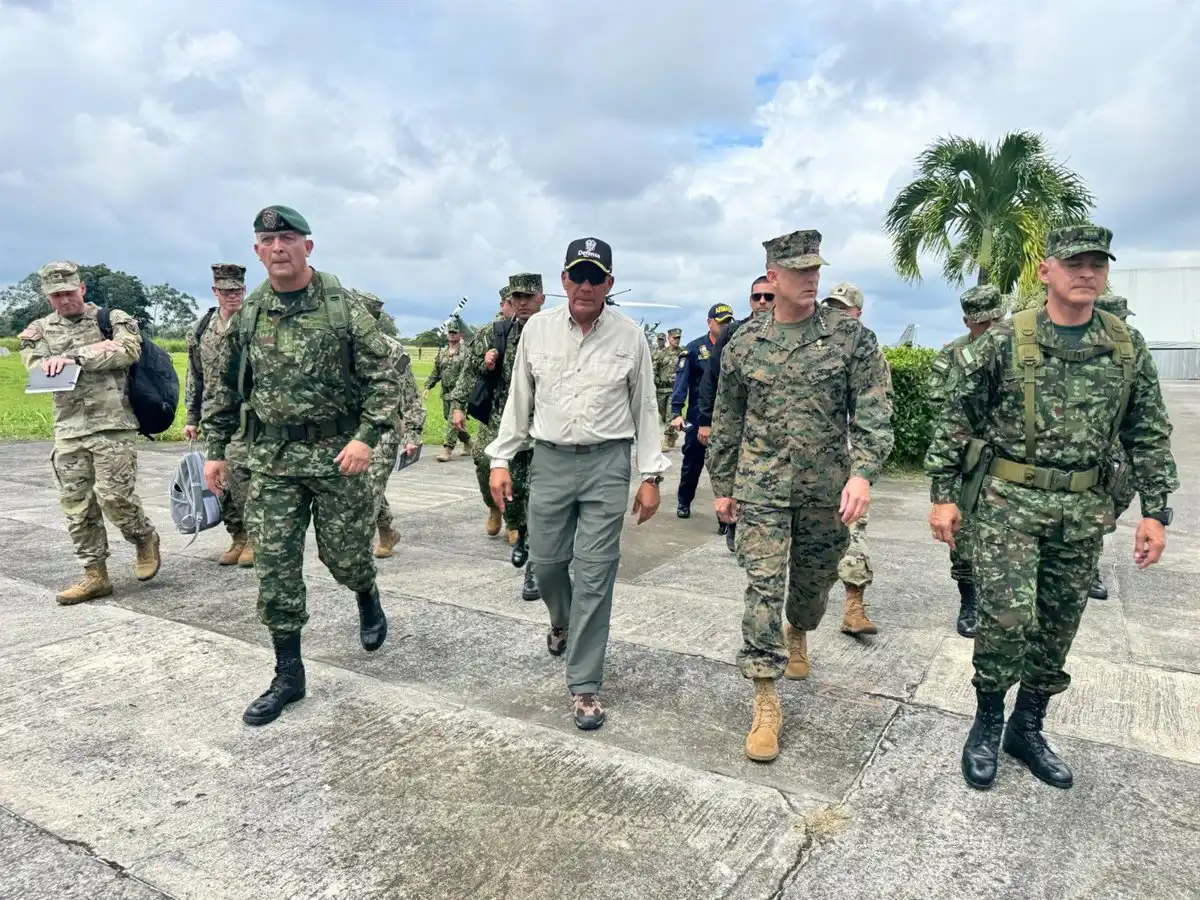 Colombia y EEUU refuerzan su cooperación contra el crimen organizado con una reunión en el Pacífico