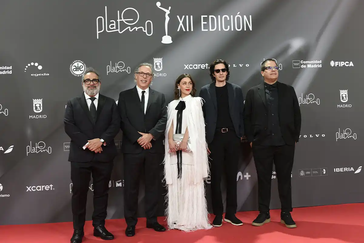 El equipo de "Pedro Páramo", ganador del Platino 2025 a Mejor Dirección de Arte | Gentileza