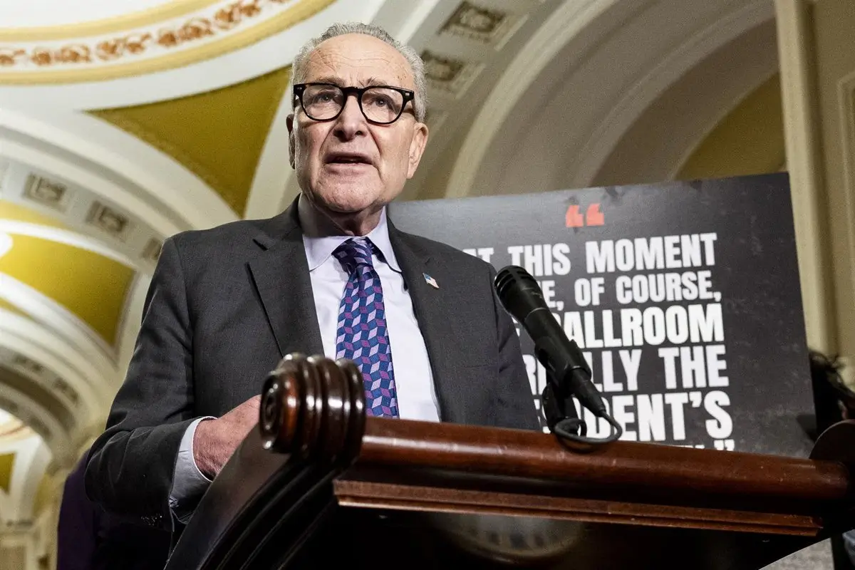 El Senado de EEUU extiende el cierre gubernamental e intenta acabar con los aranceles de Trump a Brasil