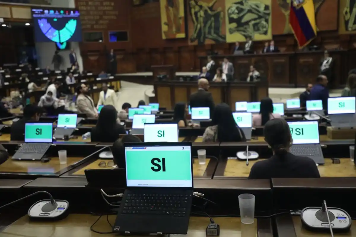 Ecuador aprueba una ley para frenar el reclutamiento de menores por el crimen organizado