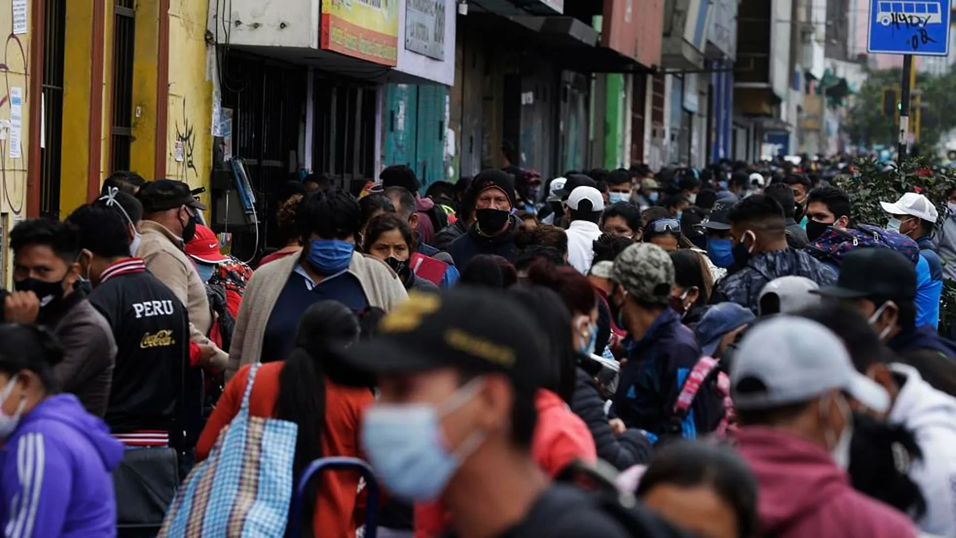 Estamos en el peor momento de la pandemia y Vizcarra parece decir: Sálvese quien pueda