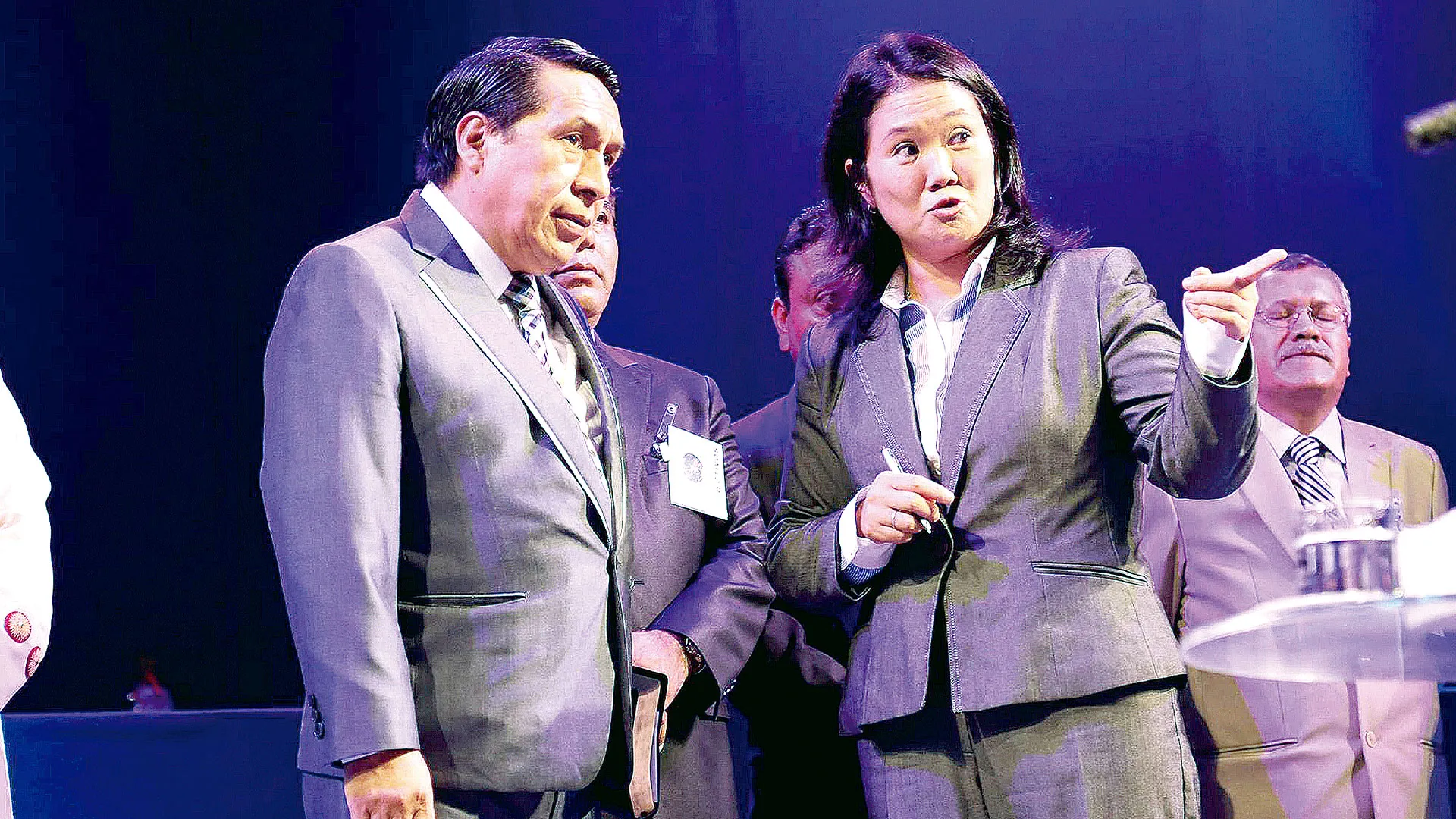 El Aposento Alto: Fiscalía debe investigar cómo tienen plata los evangélicos