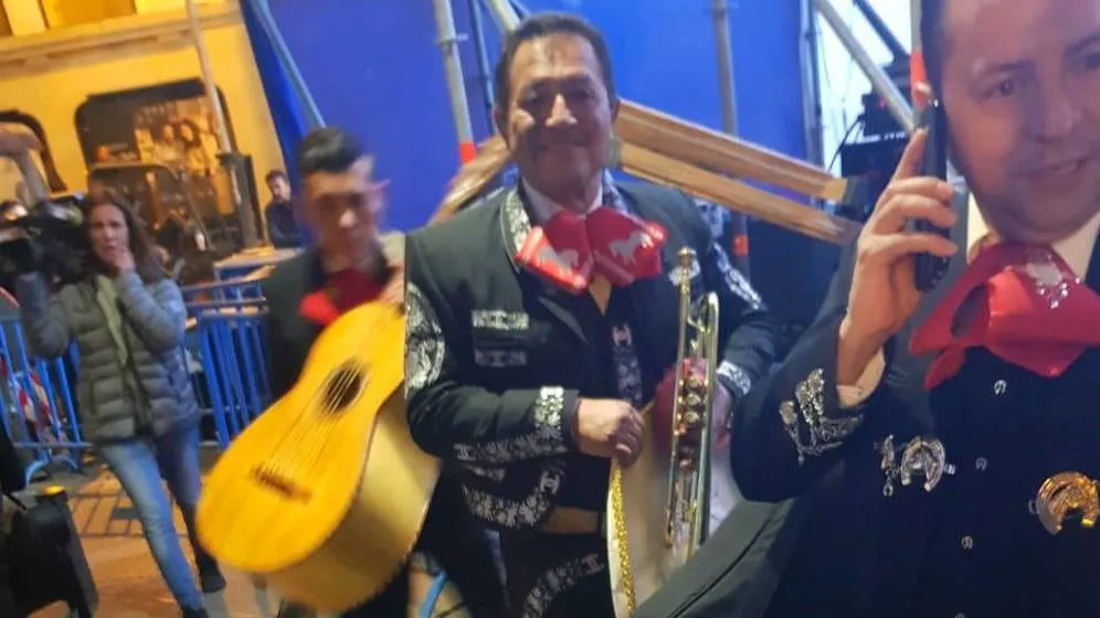 Usuarios de un foro envían mariachis a la sede del Partido Popular 5 Usuarios de un foro envían mariachis a la sede del Partido Popular