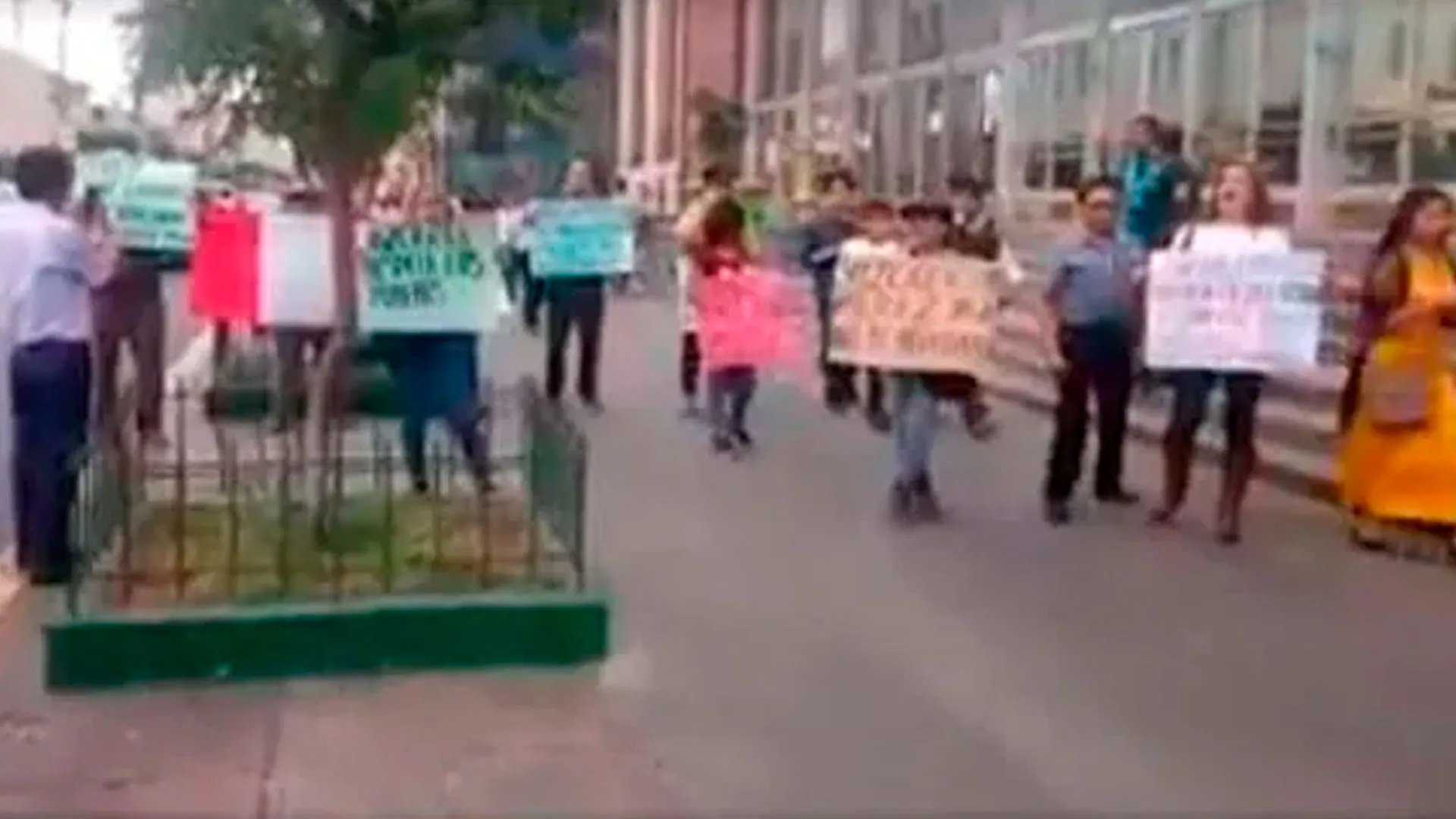 Fracasa manifestación a favor de Chávarry