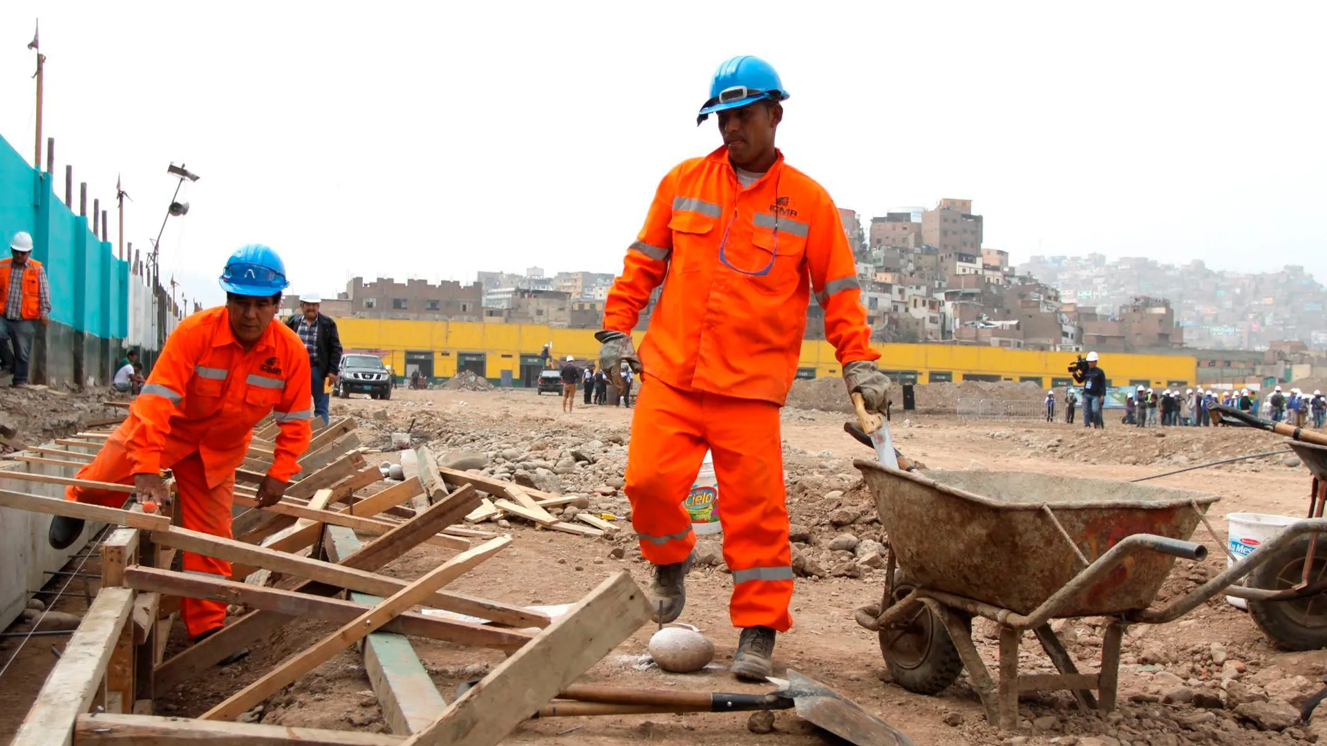 FTCCP y CAPECO firmarán convenio colectivo con beneficios para construcción civil