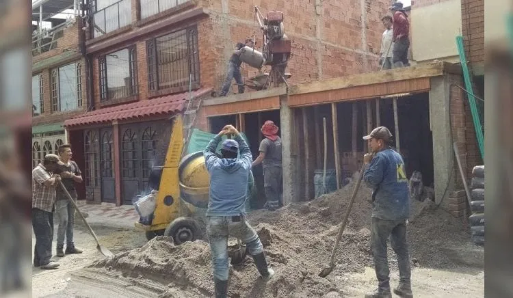 La informalidad empresarial y estatal