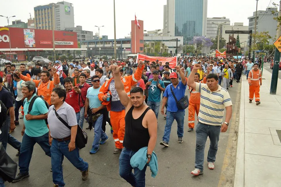 Los derechos obreros dan la hora