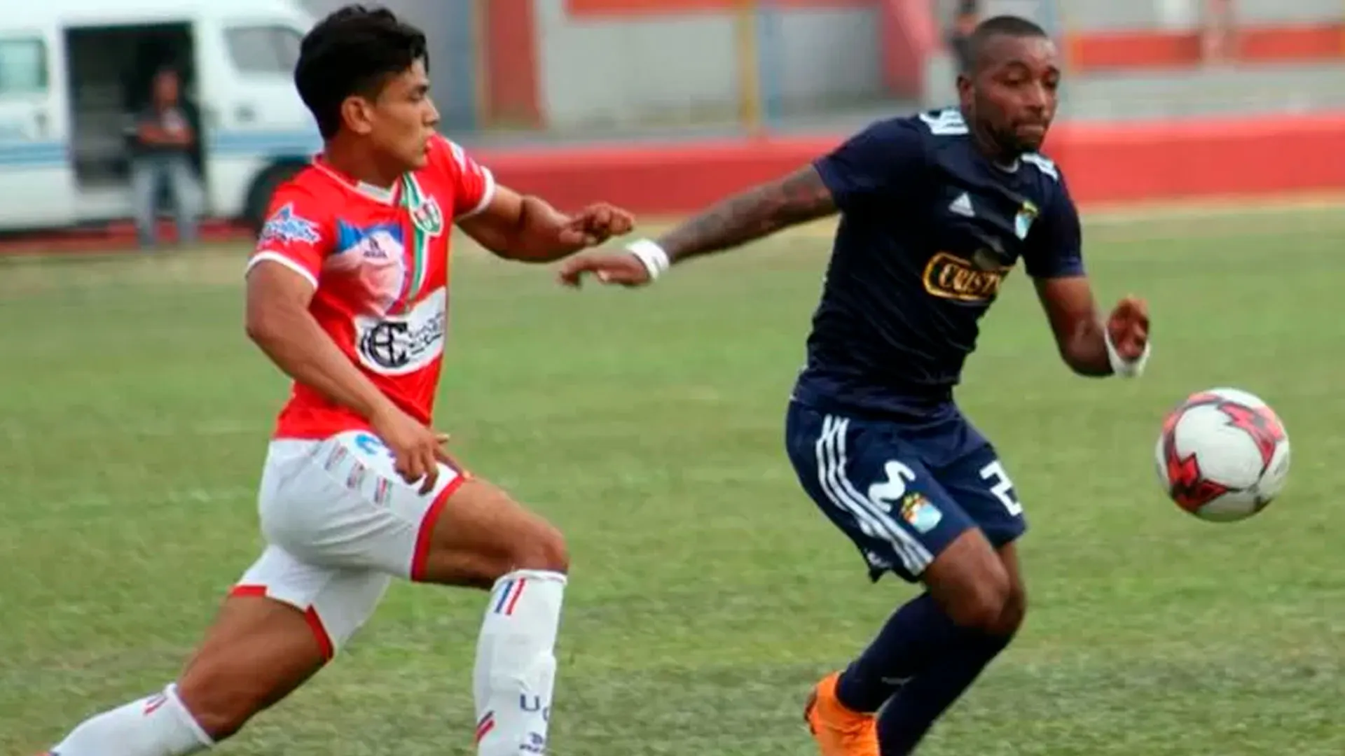 Herrera marca pero pierde Cristal