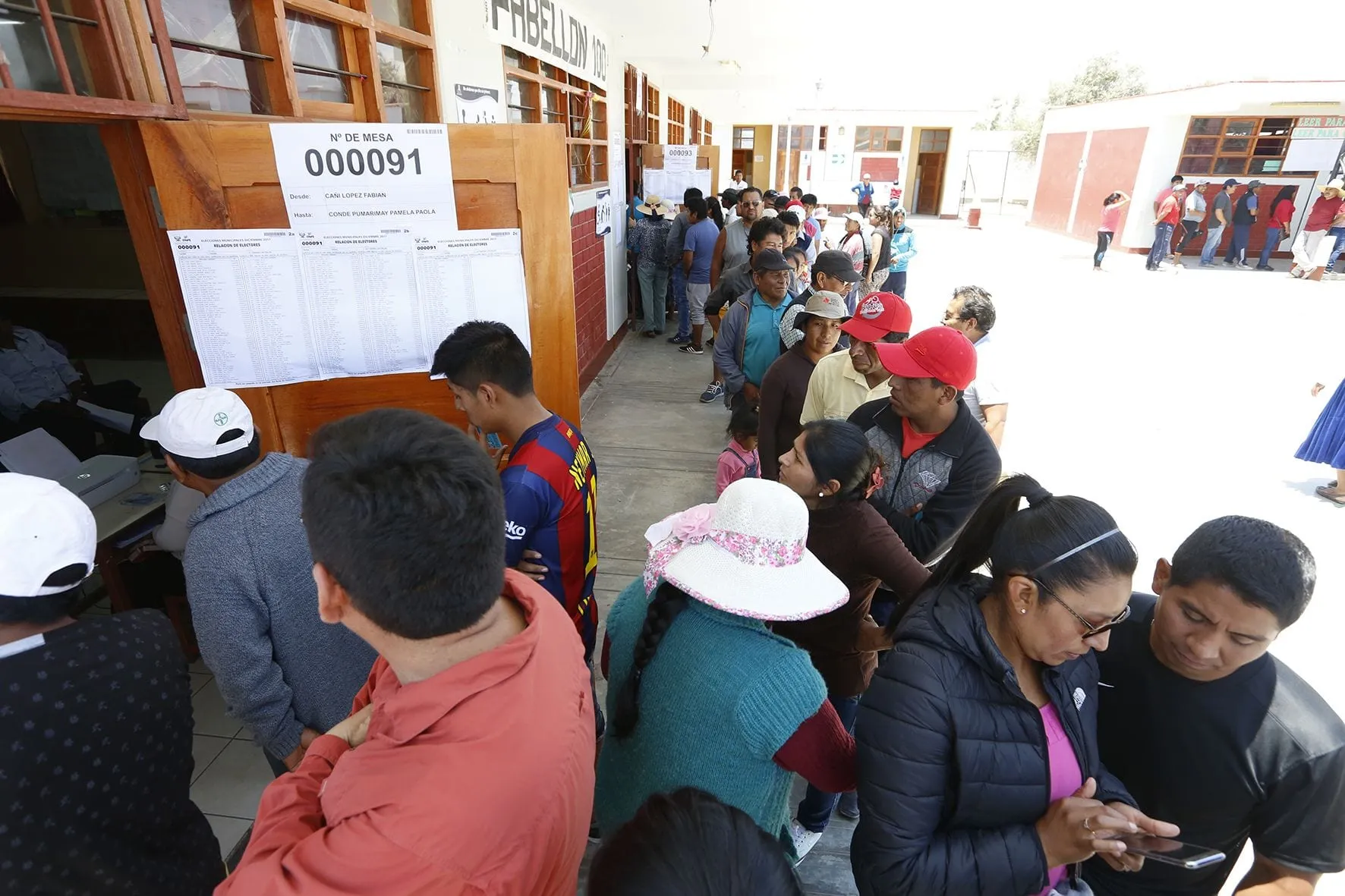 Ejecutivo convoca a elecciones municipales complementarias para el 7 de julio