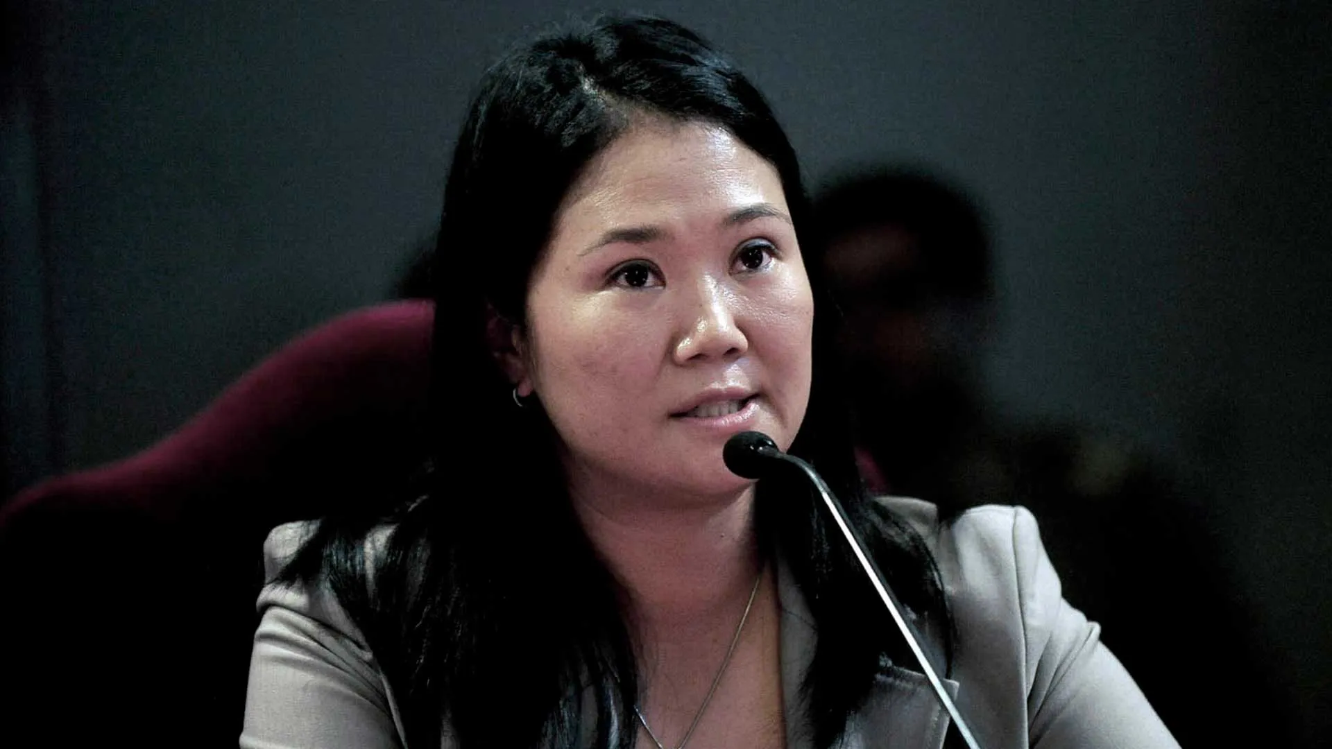 Keiko, en modo campaña, tilda de “antidemocrático” el pedido de suspensión de Fuerza Popular