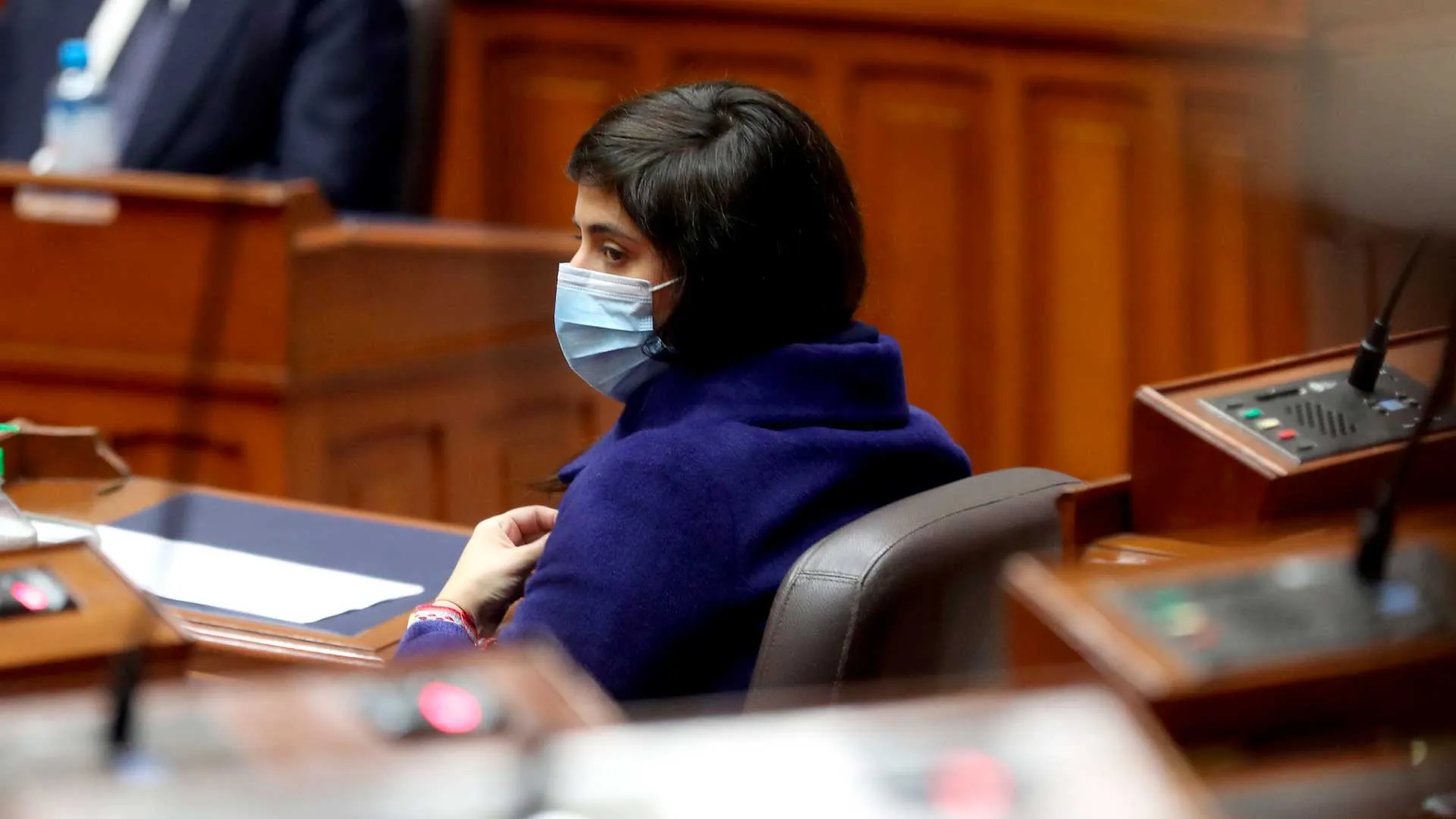 Los vaivenes de la ministra inamovible María Antonieta Alva