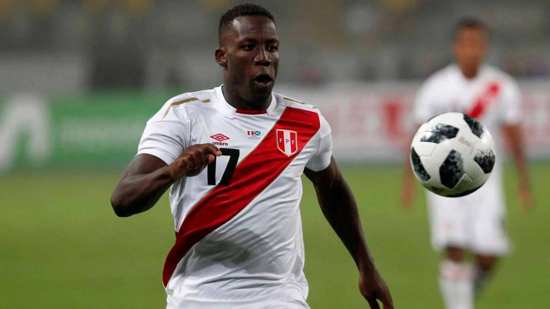 Luis Advíncula entre los más veloces