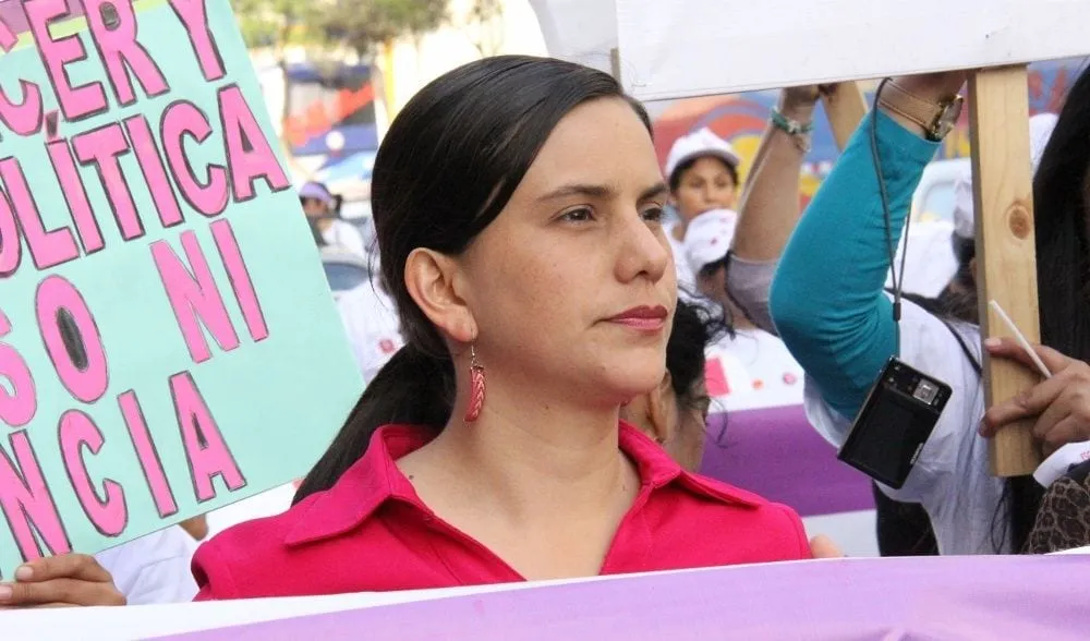 Verónika Mendoza: "Decisión de Chávarry es una orden de la Sra. K y el Sr. AG para bloquear las investigaciones"