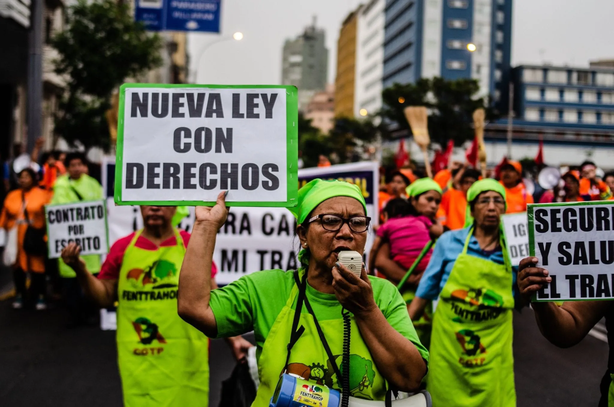 Trabajadoras del hogar proponen ley por sus derechos laborales