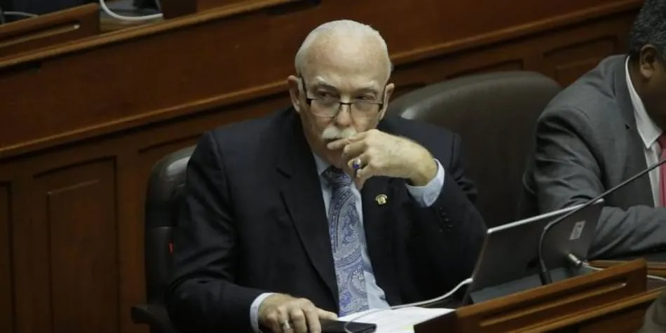 Carlos Tubino: "Martín Vizcarra ahora es un dictador que no necesita bancada"