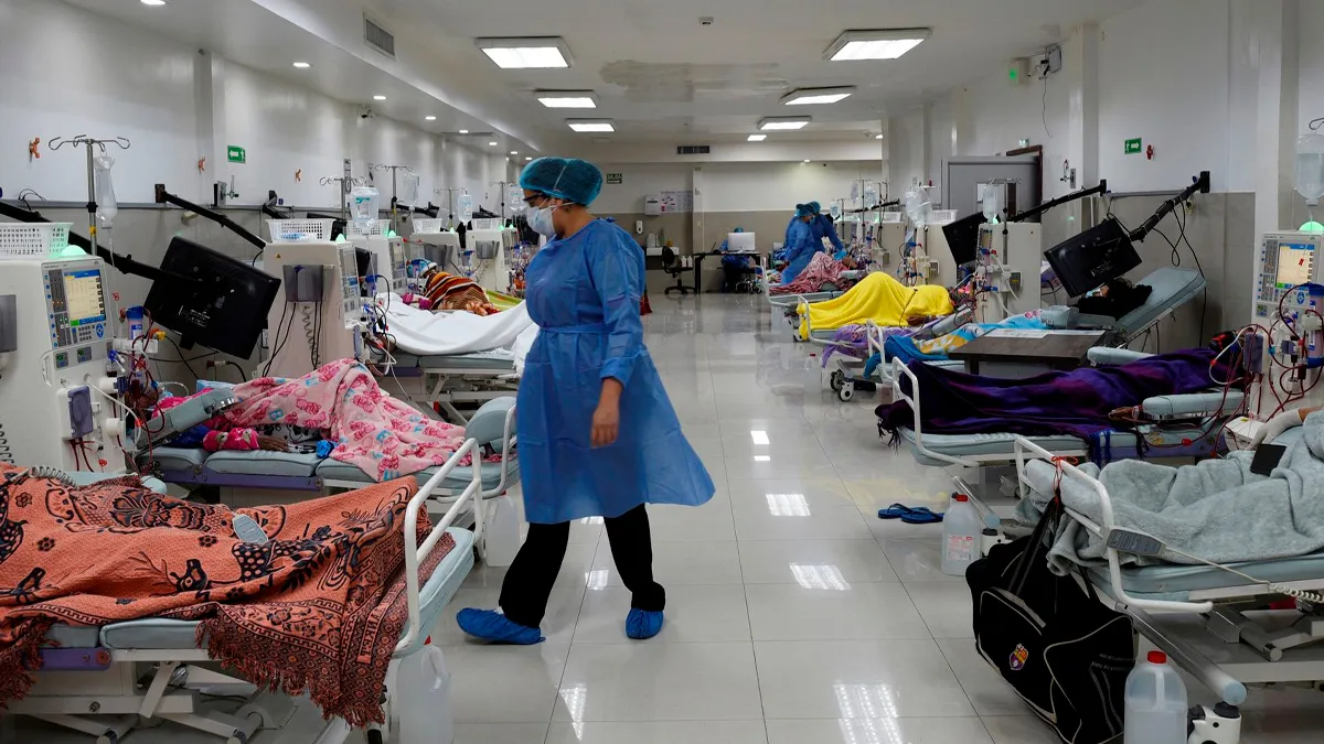 Primer caso de Ómicron en Ecuador, que aumentó las restricciones ante el rebrote del coronavirus