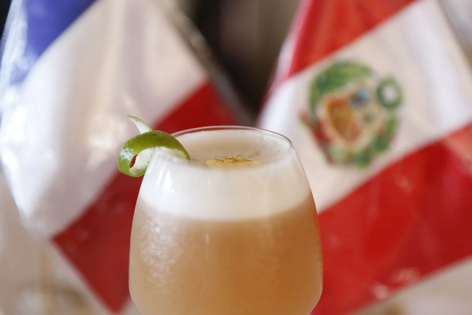 Perú y Francia presentaron cóctel que une a ciudades emblemáticas de ambos países