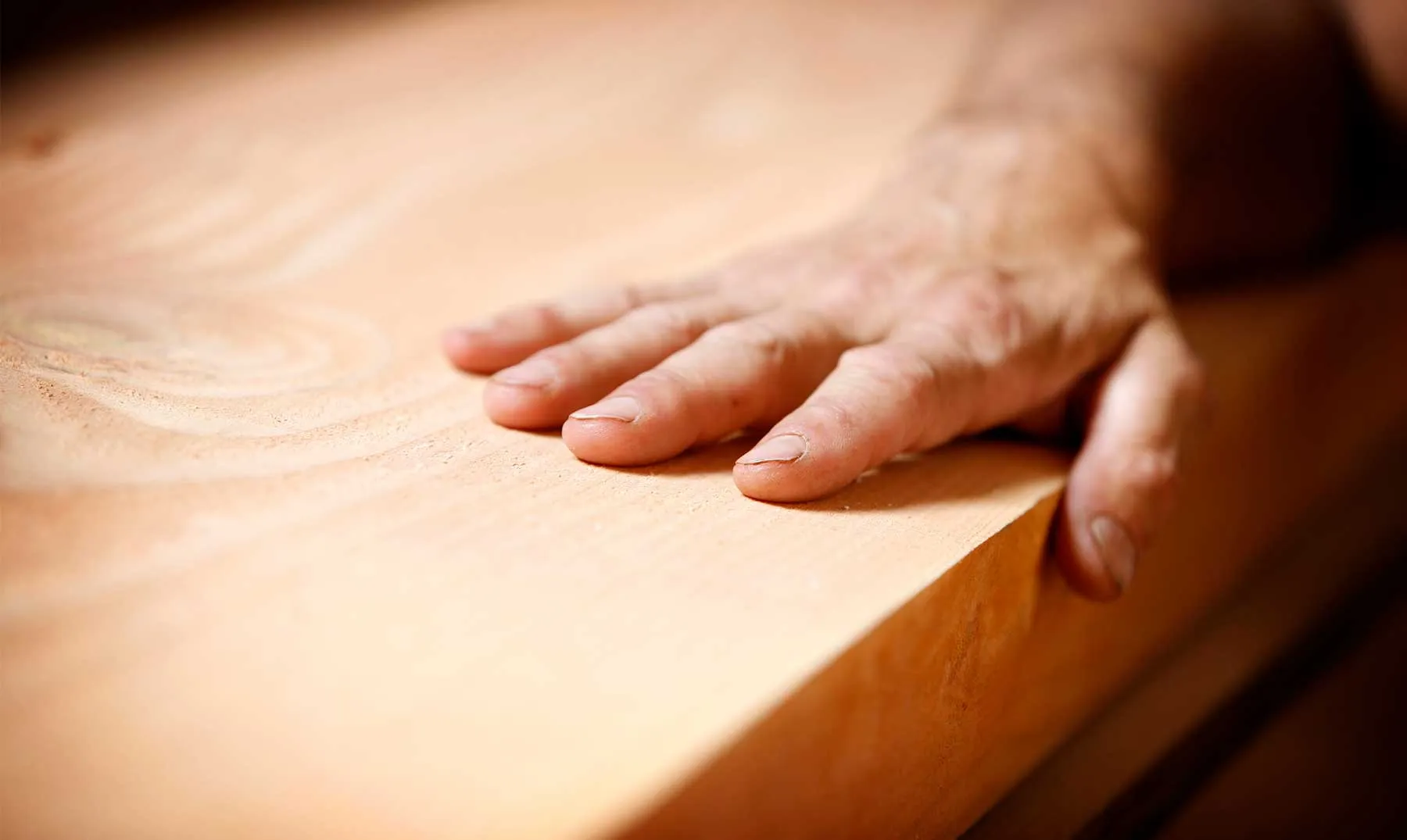 "Toco madera". El origen de una superstición