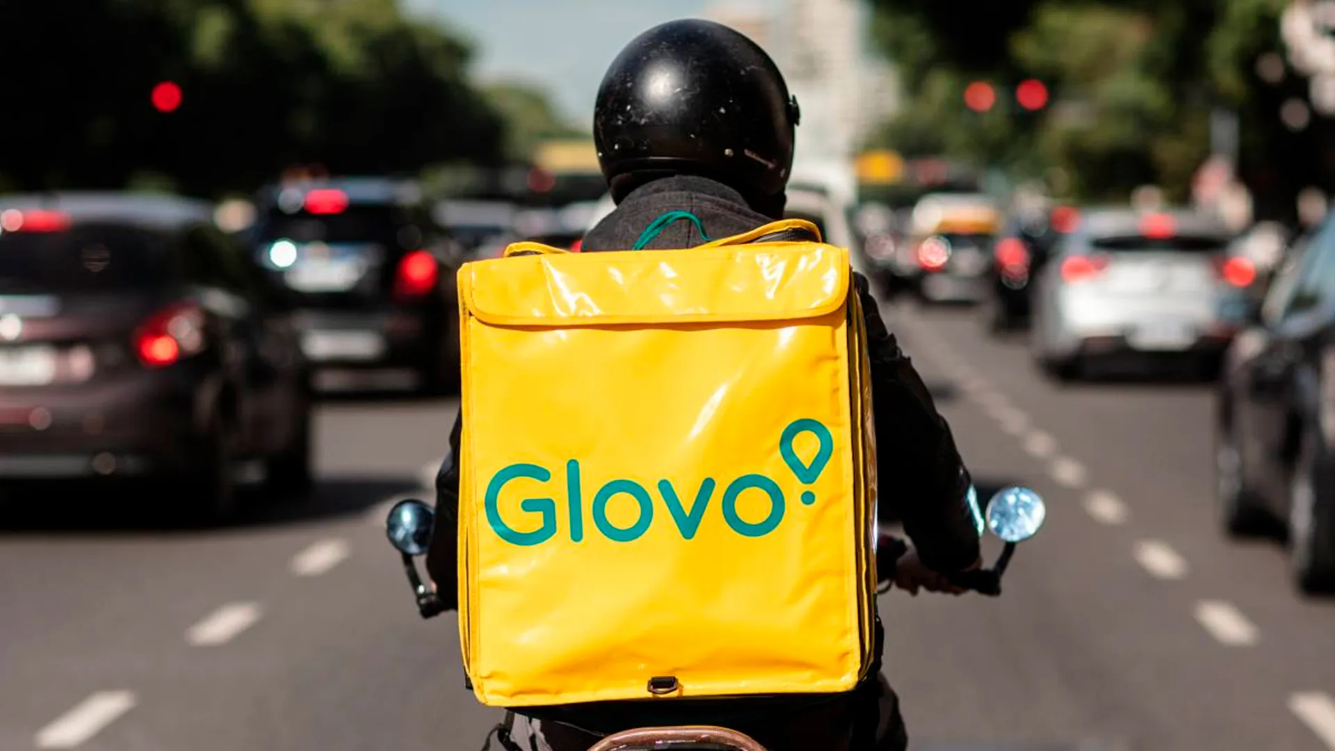 Tribunal español declara que los repartidores sí tienen un vínculo laboral con las empresas de delivery