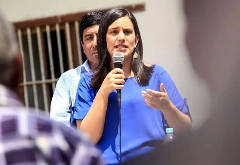 Verónika llama a la ciudadanía a seguir movilizándose por el cierre del Congreso