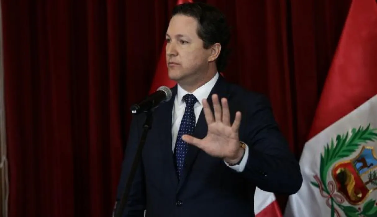 Daniel Salaverry convoca a Junta de Portavoces para tratar proyecto que declara en emergencia al Ministerio Público