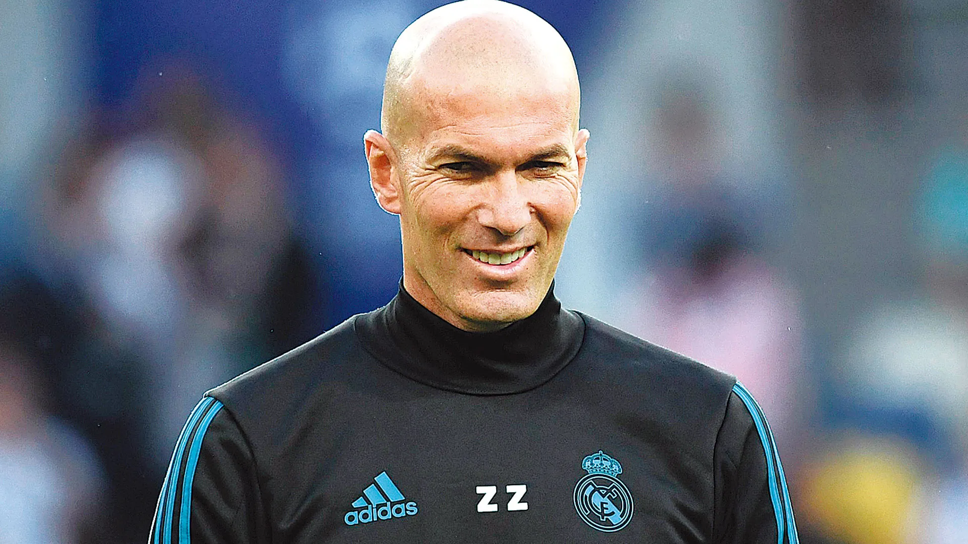 Zidane al Manchester United, Maradona dejó las drogas y Portugal venció a Italia