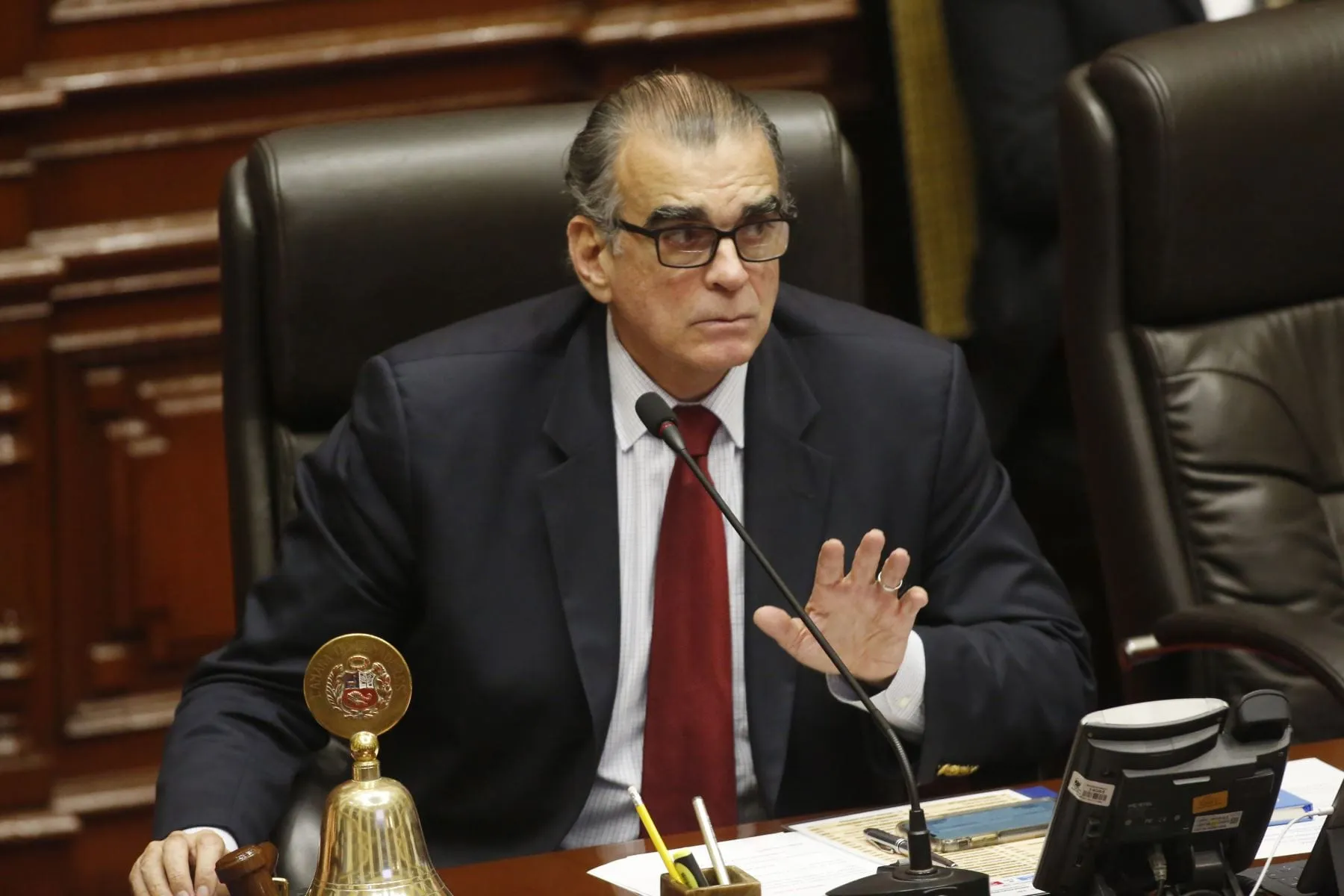 Olaechea: "Adelanto de elecciones debe ser tratado con la mayor prontitud"