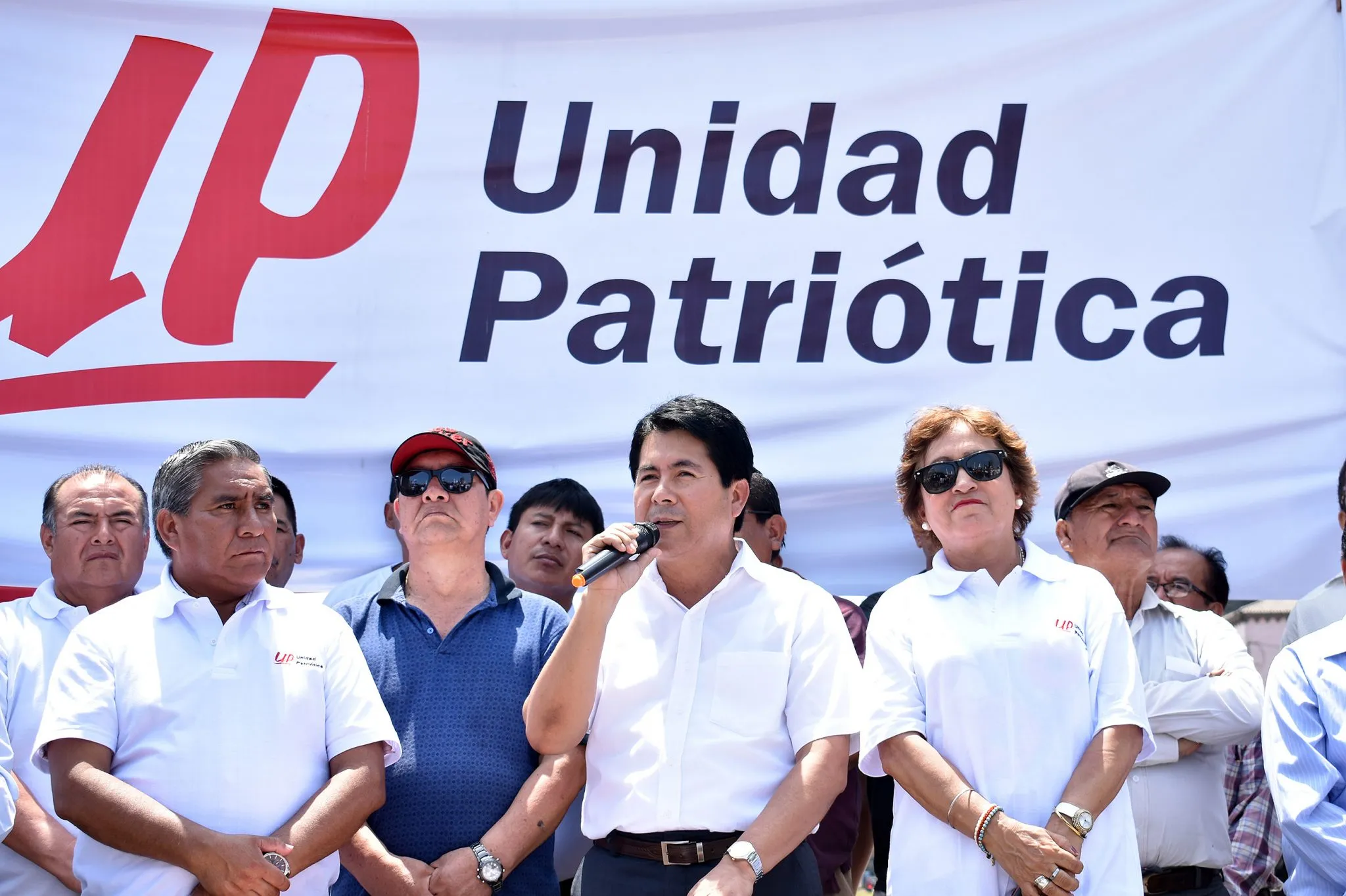 20200310 Luis Villanueva Carbajal lanzamiento de UNIDAD PATRIOTICA scaled 1