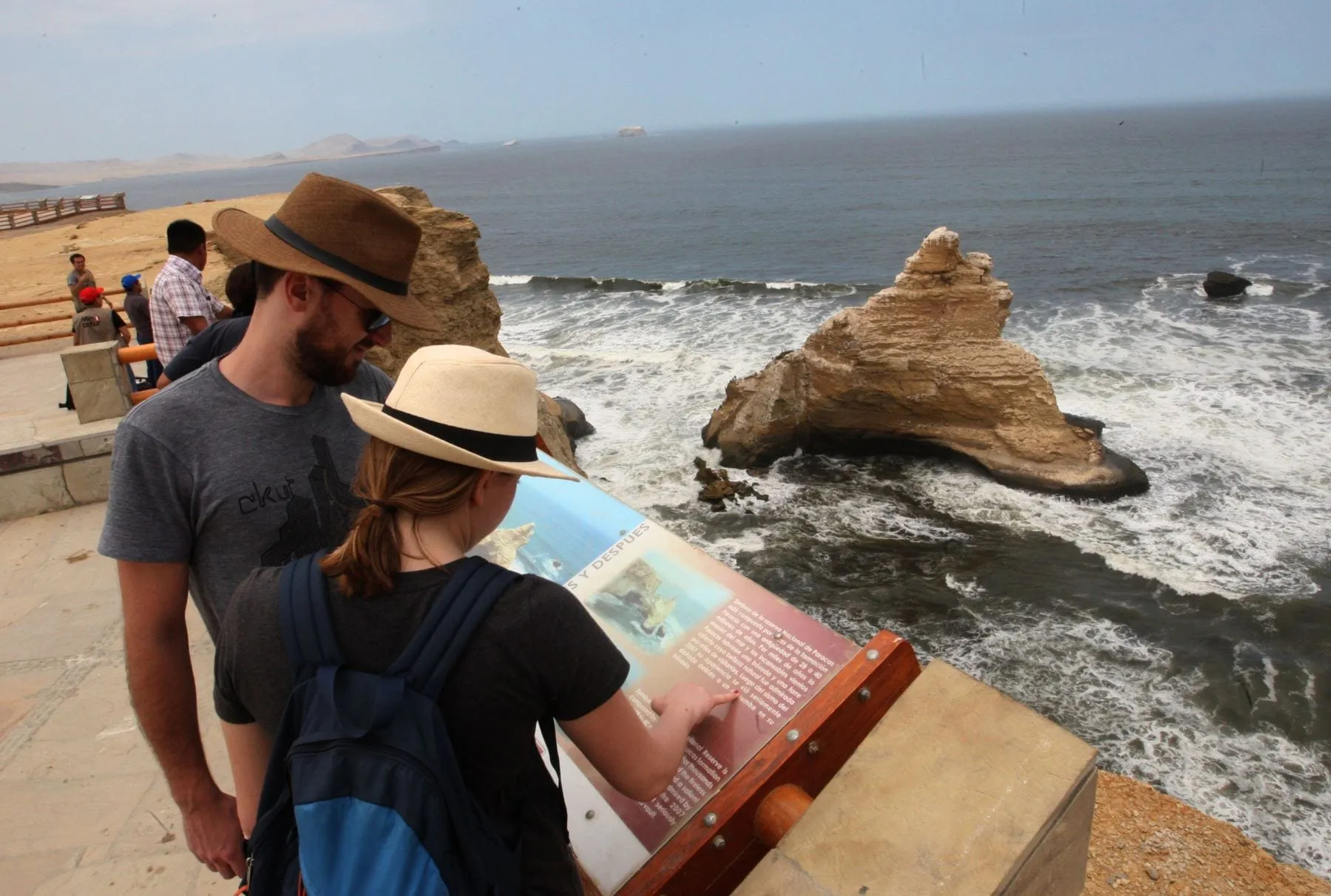 Paracas recibió cerca de 60 mil visitantes en la víspera de Año Nuevo