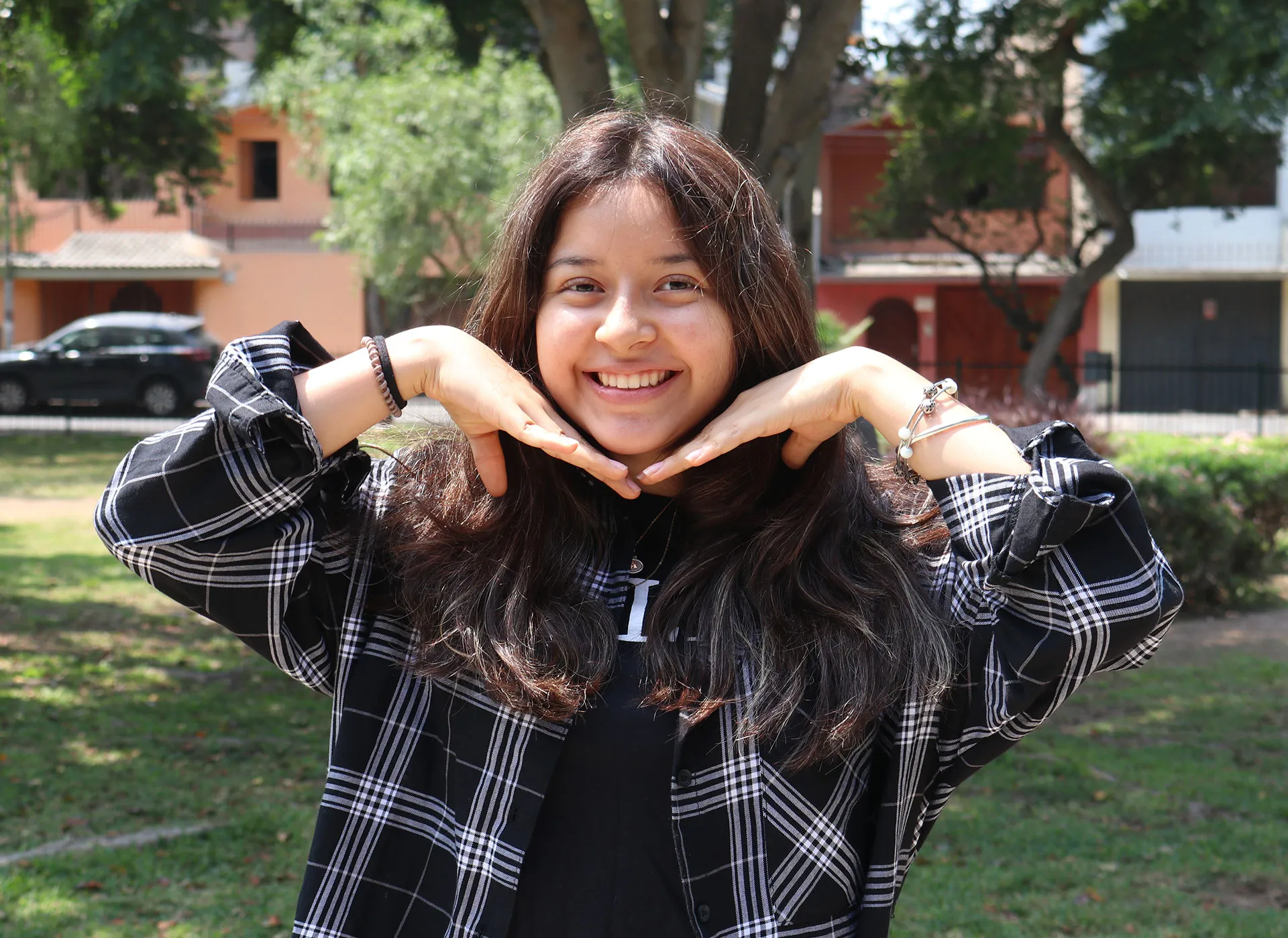 Alessandra 16 anos Estudiante de Ingenieria en UTEC