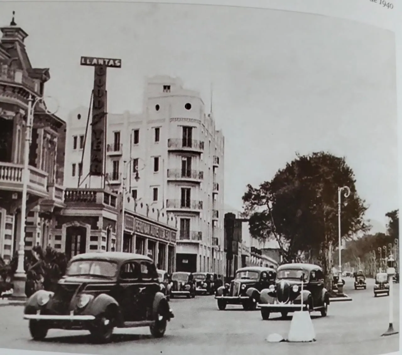 Avenida Grau
