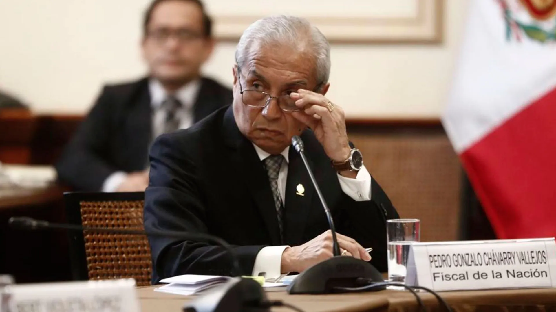 Chavarry quiere irse pero no puede