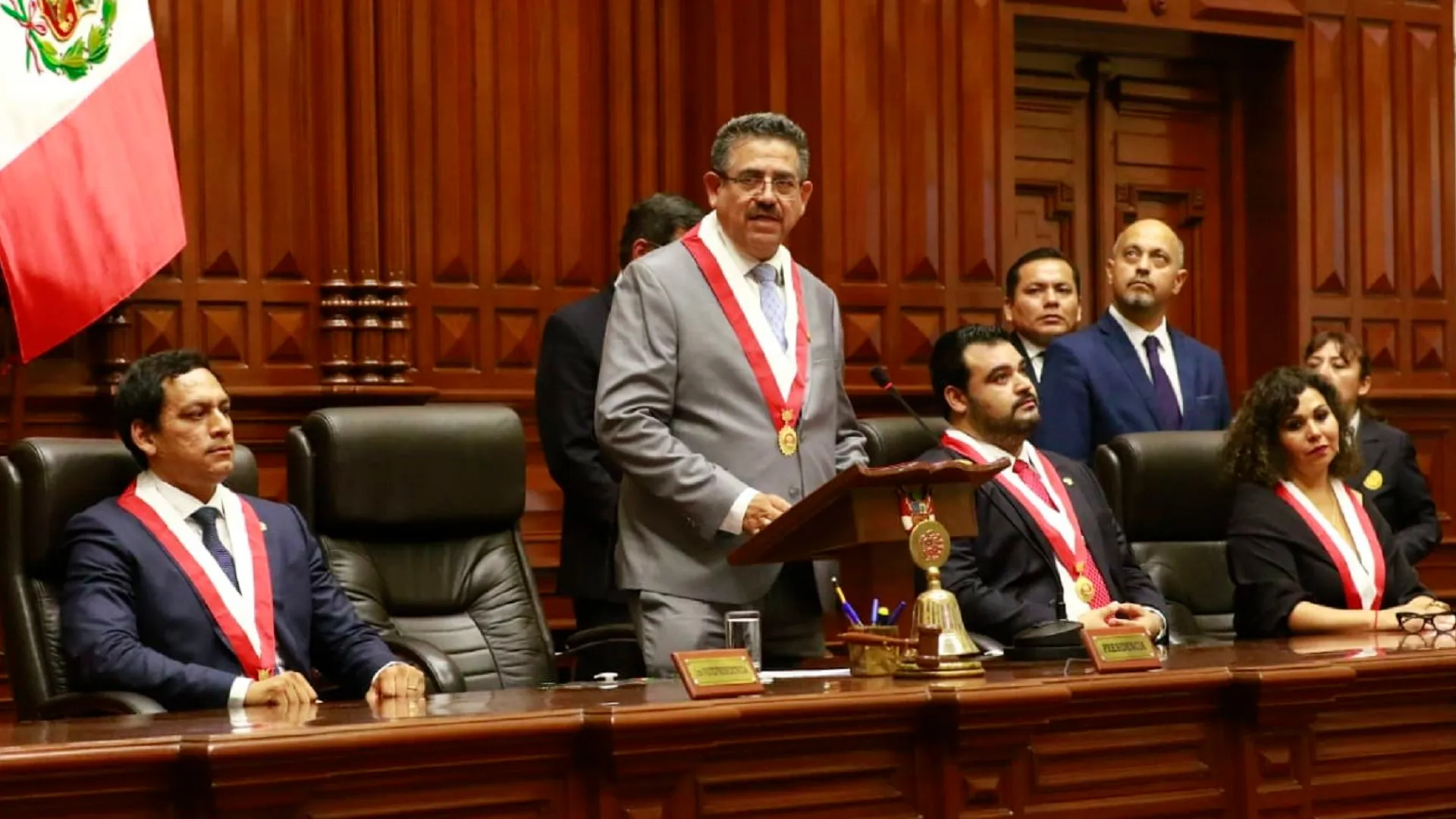 Congreso debate hoy admision de la mocion de vacancia contra el presidente Vizcarra por audios