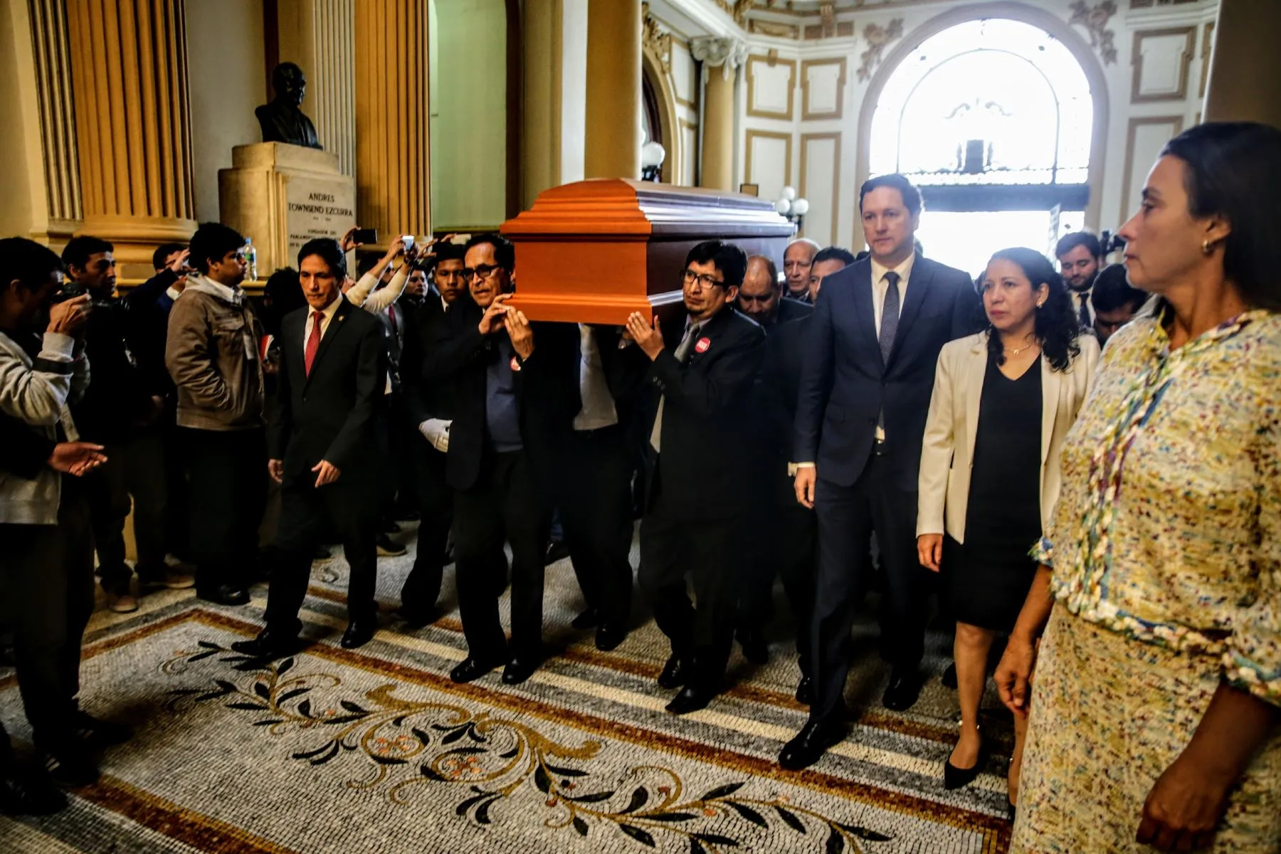 Congreso rindio homenaje postumo a Mario Canzio