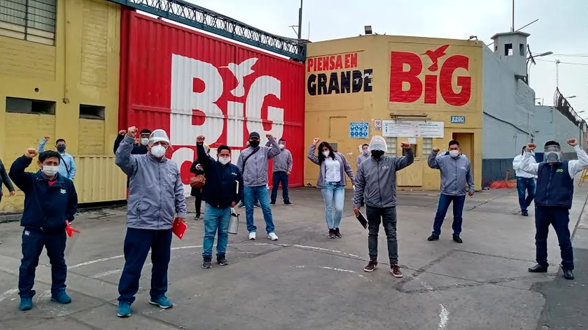 Despedidos de subsidiaria del Grupo AJE exigen reposicion