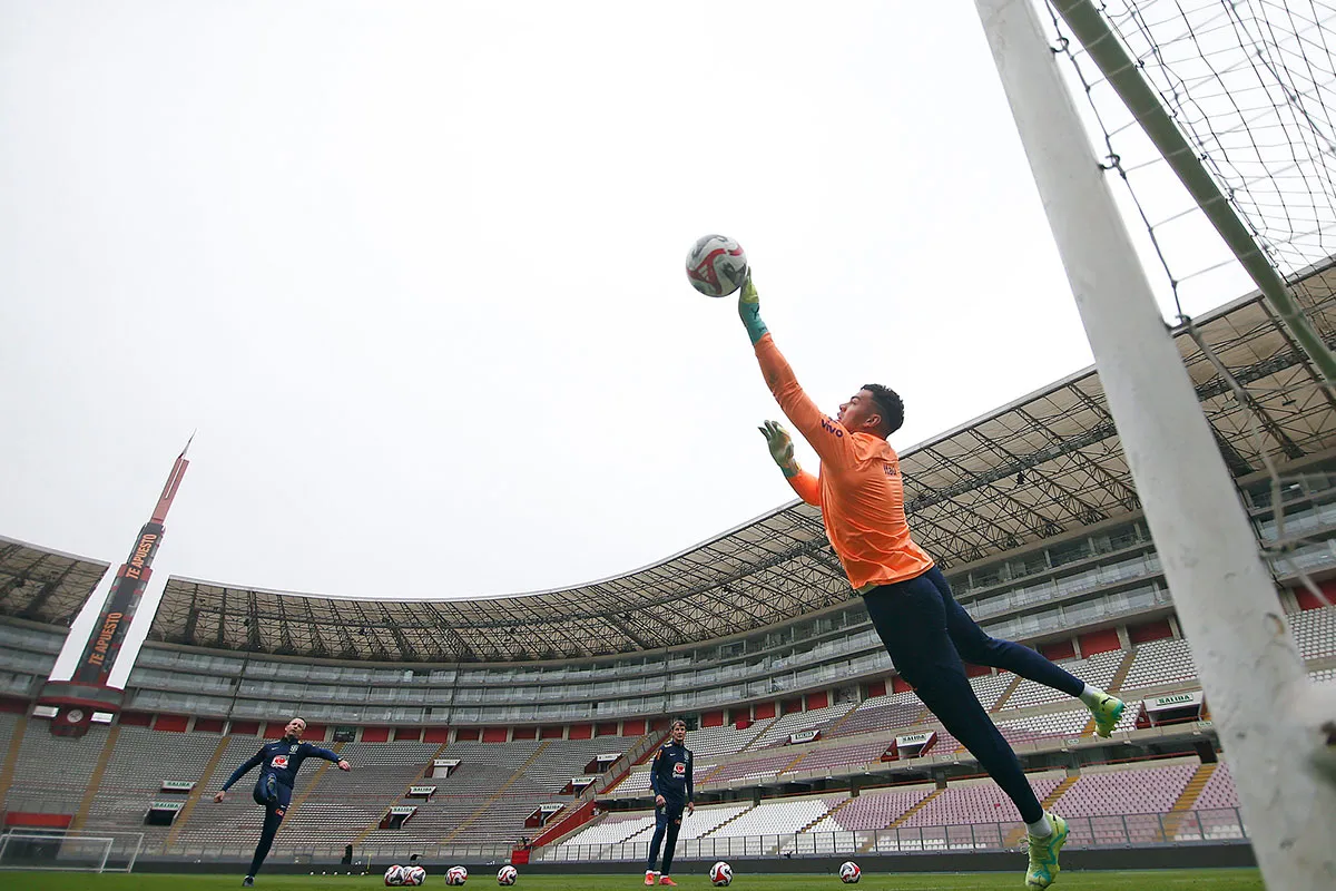 Selección de Brasil entrena en el Estadio Nacional de Lima para enfrentar a Perú en la segunda fecha de las Eliminatorias 2026. (Foto: Vitor Silva/CBF)
