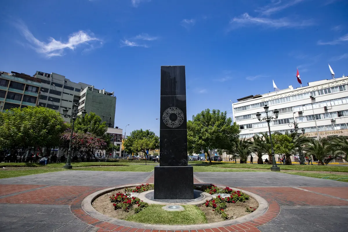 Parque de la Democracia, Lima