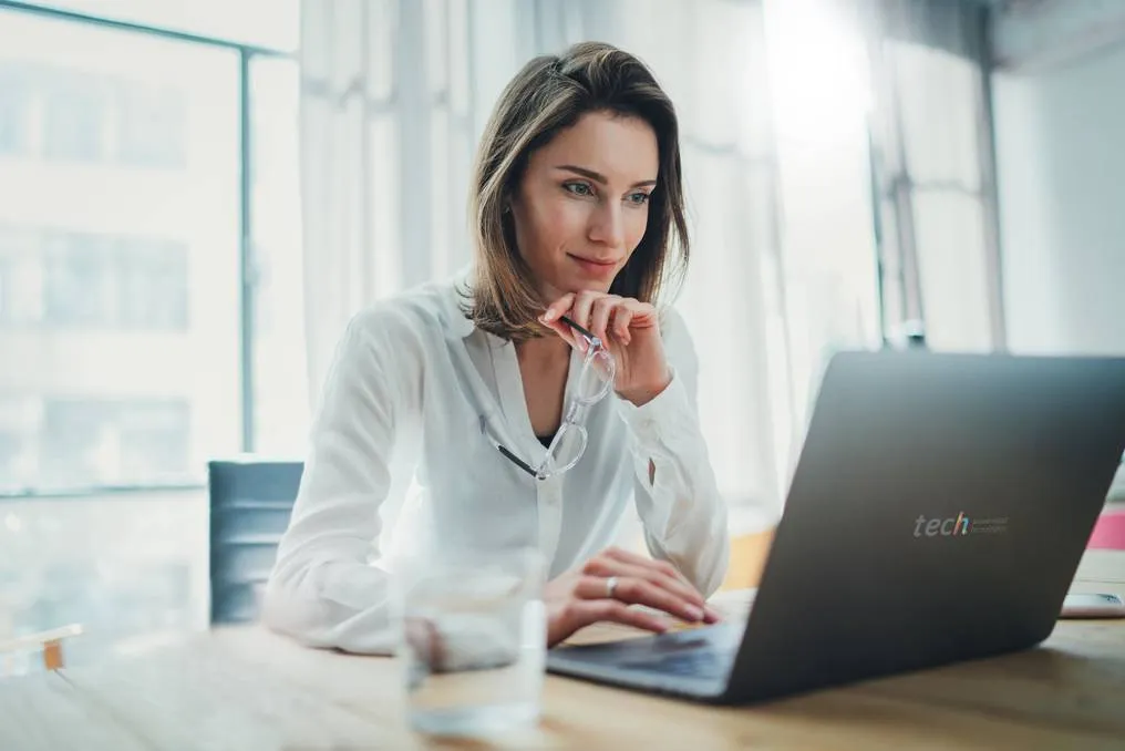 El 99 de los egresados de TECH consiguen empleo antes de un ano