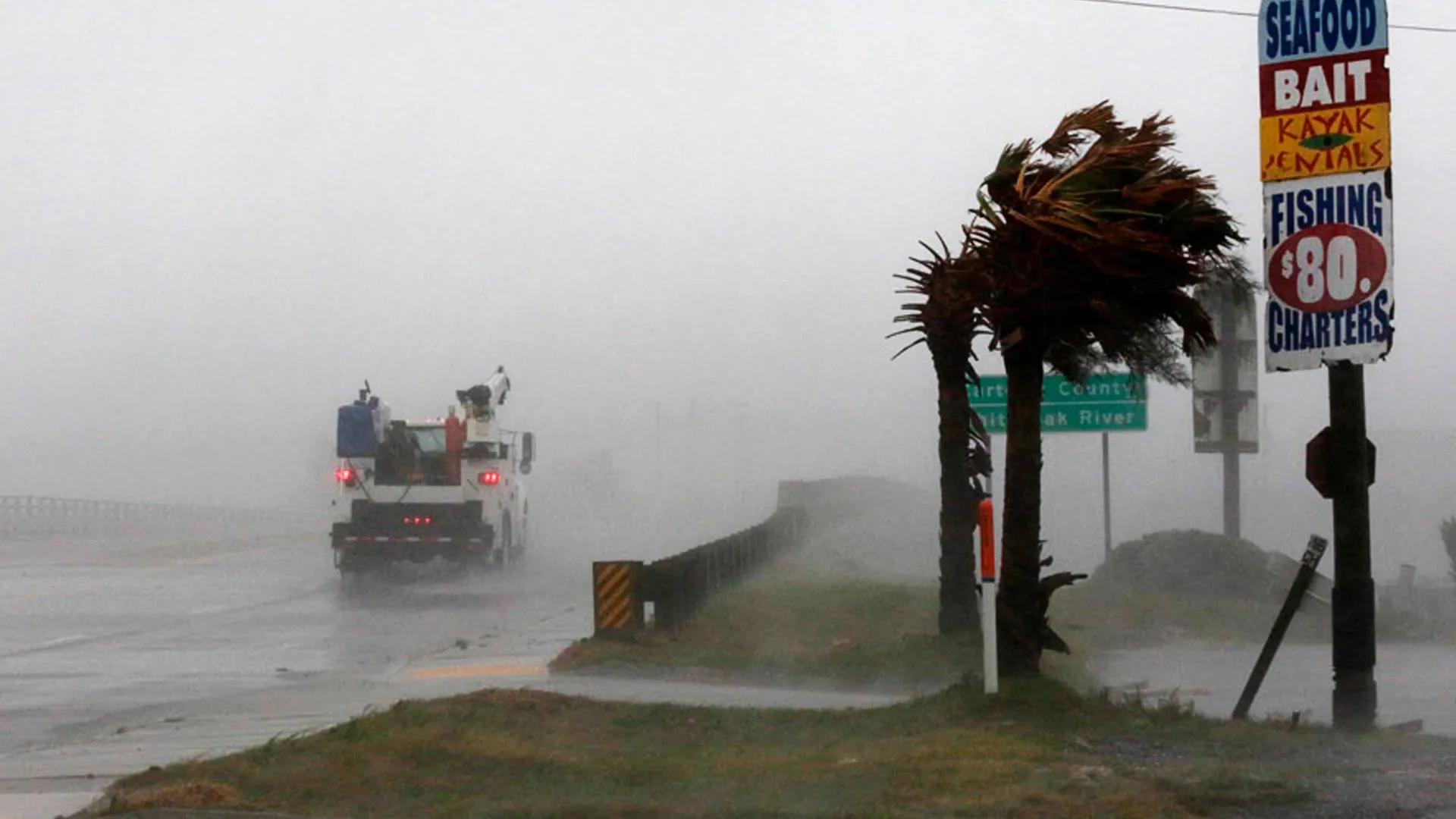 El huracan Florence llega a Carolina del Norte y provoca catastroficas inundaciones