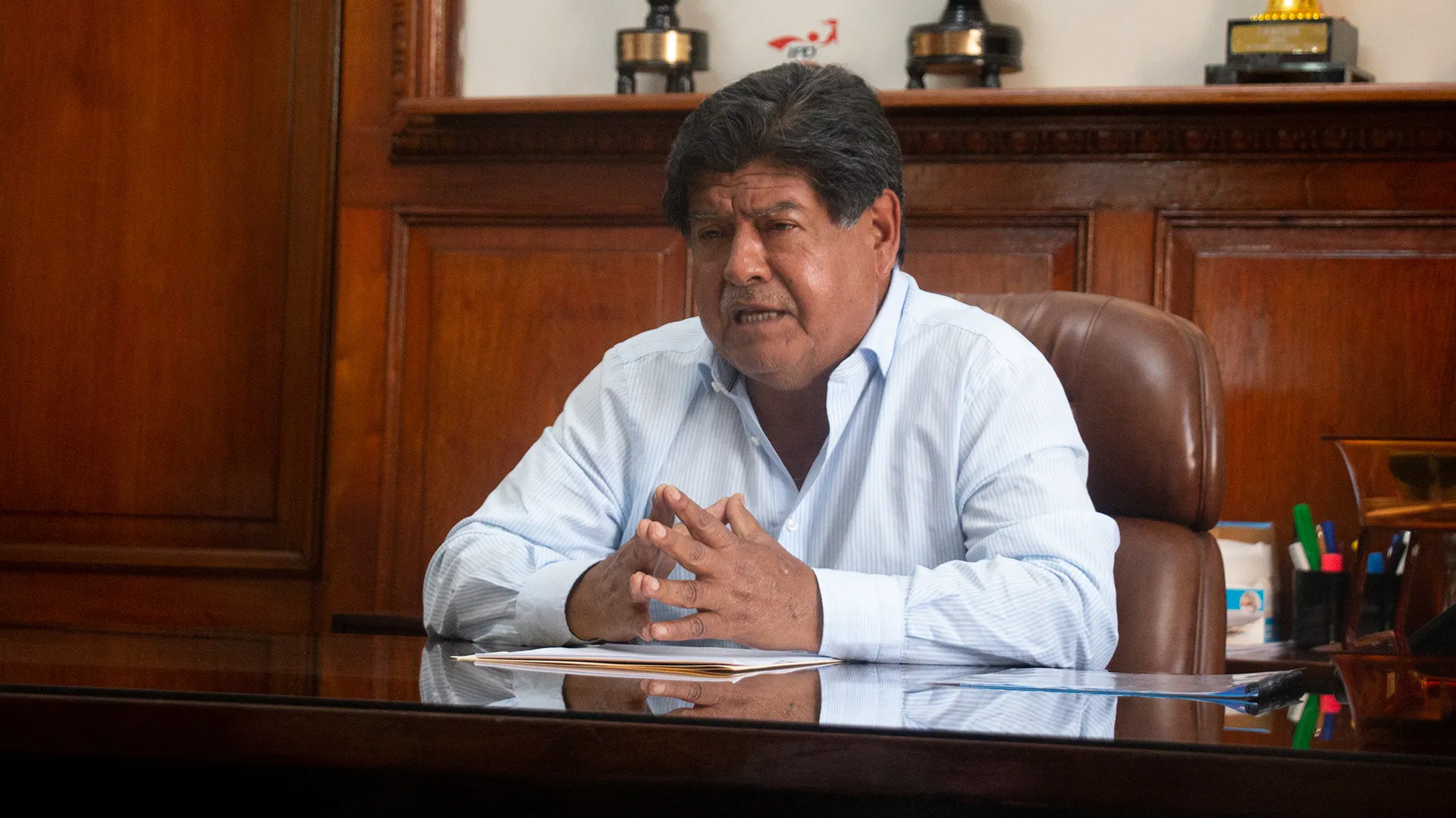George Forsyth caminaba en La Victoria, pero pisando huevos 5 En La Victoria dicen que Luis Alberto Gutierrez Salvatierra no pierde la fe.