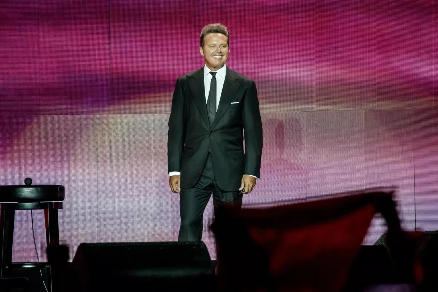LUIS MIGUEL